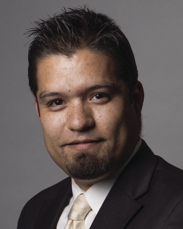 Vantage West promotes Gomez to work on business relations
